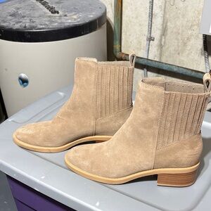 Dolce Vita Beige Ankle Booties